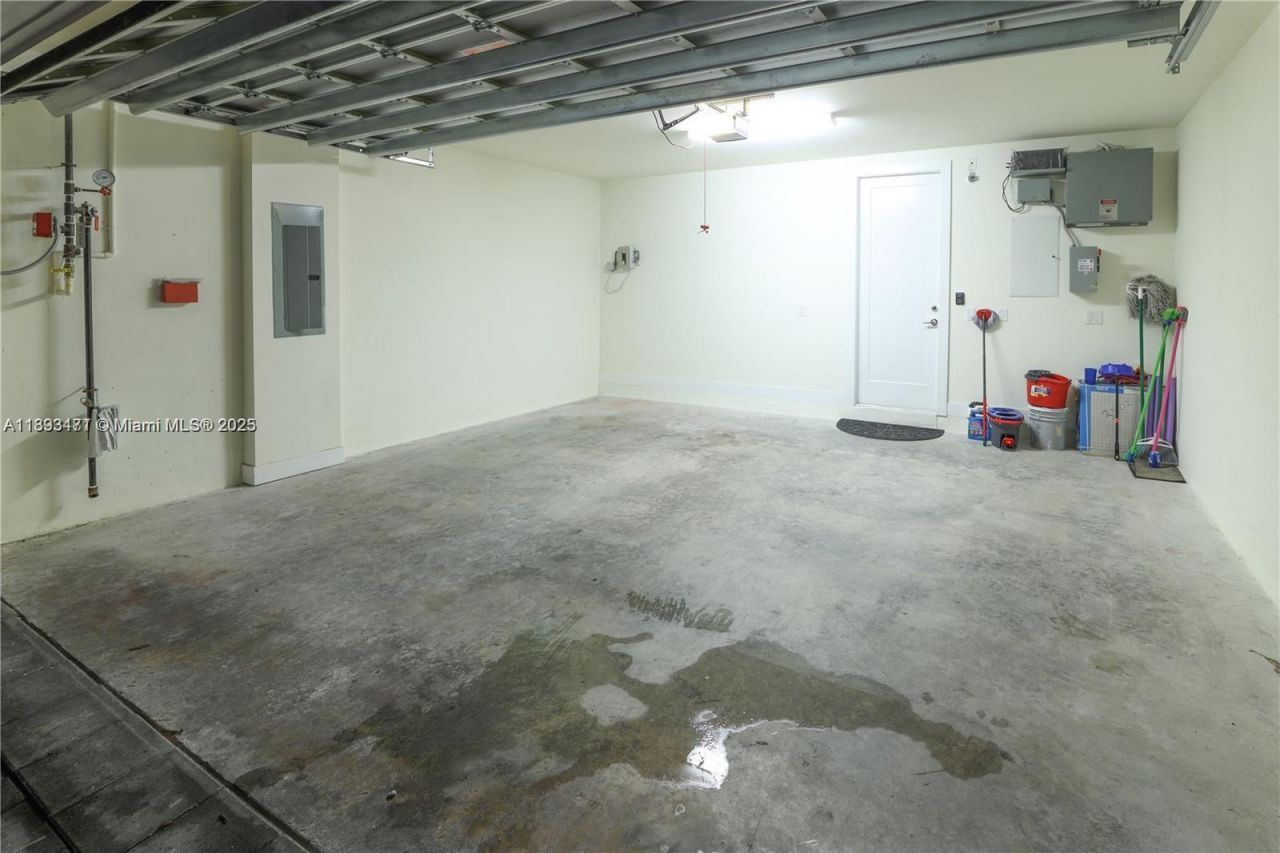 10501 NW 66th St, Unit 10501, Doral, FL 33178 Photo