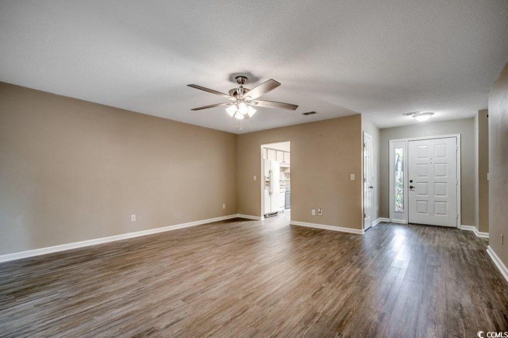 109 Hickory Dr. Photo 4