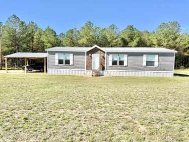 177 Dawn Ln, Caledonia, MS 39740