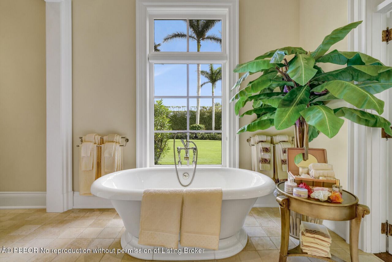 160 Clarendon Avenue, Palm Beach, FL 33480 Photo