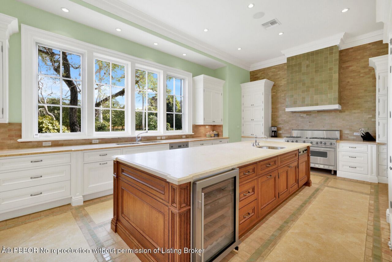 160 Clarendon Avenue, Palm Beach, FL 33480 Photo