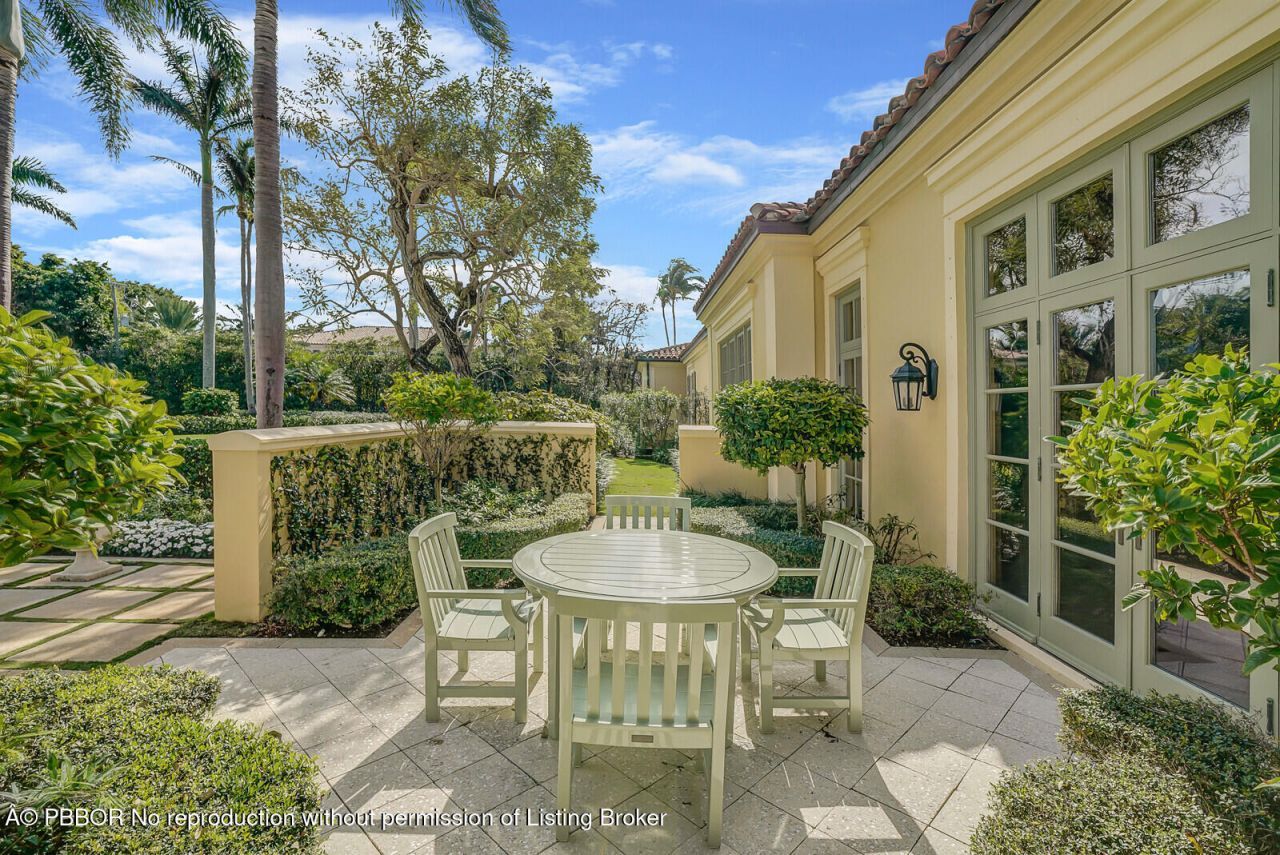 160 Clarendon Avenue, Palm Beach, FL 33480 Photo