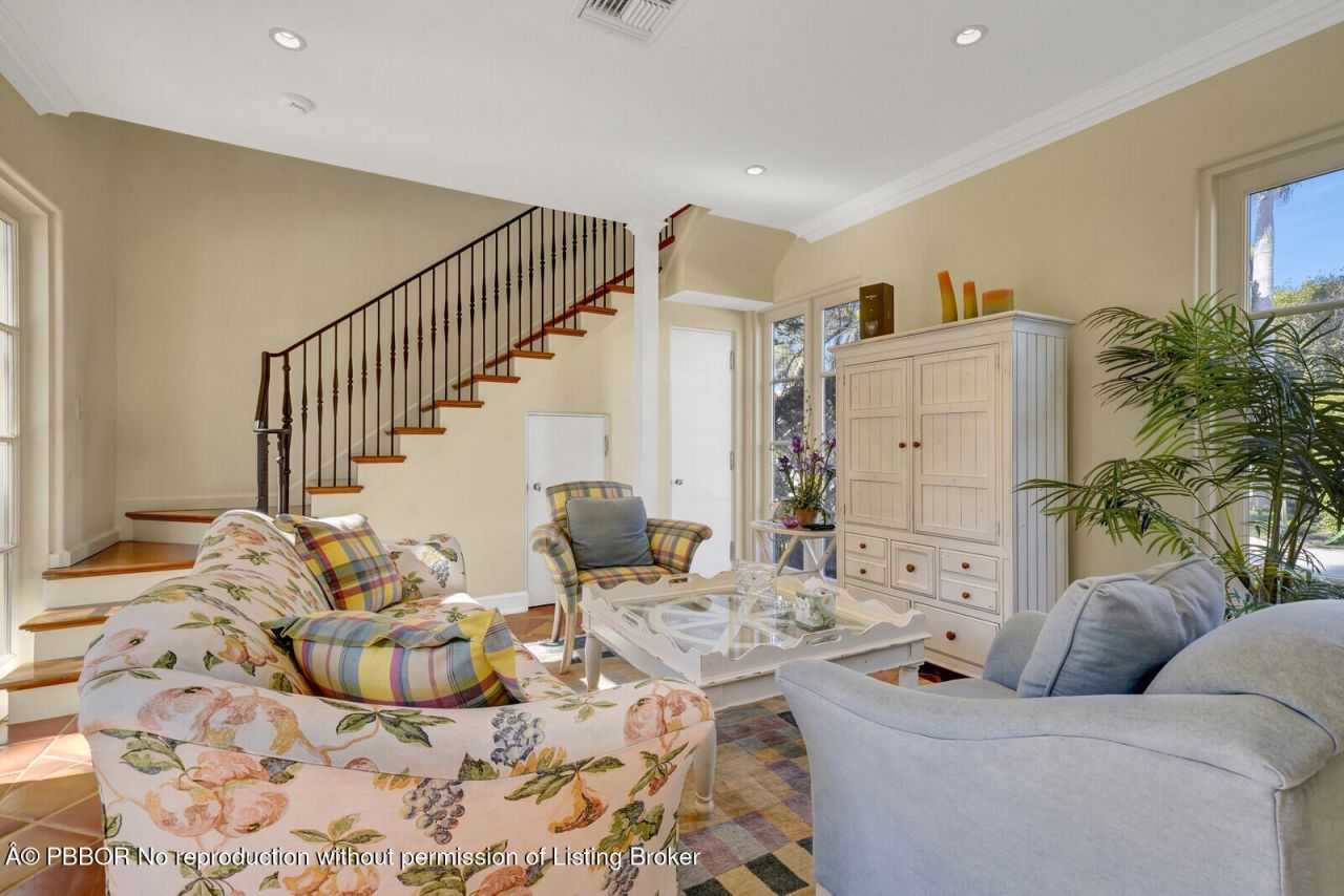 160 Clarendon Avenue, Palm Beach, FL 33480 Photo