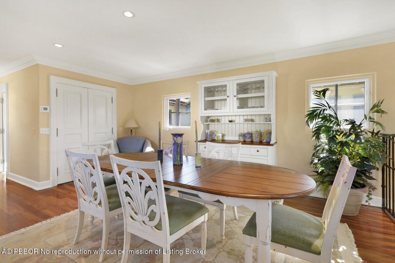 160 Clarendon Avenue, Palm Beach, FL 33480 Photo