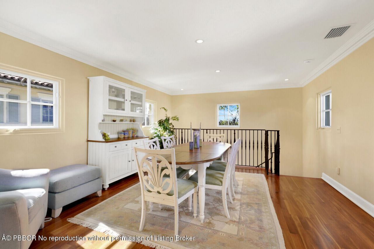 160 Clarendon Avenue, Palm Beach, FL 33480 Photo