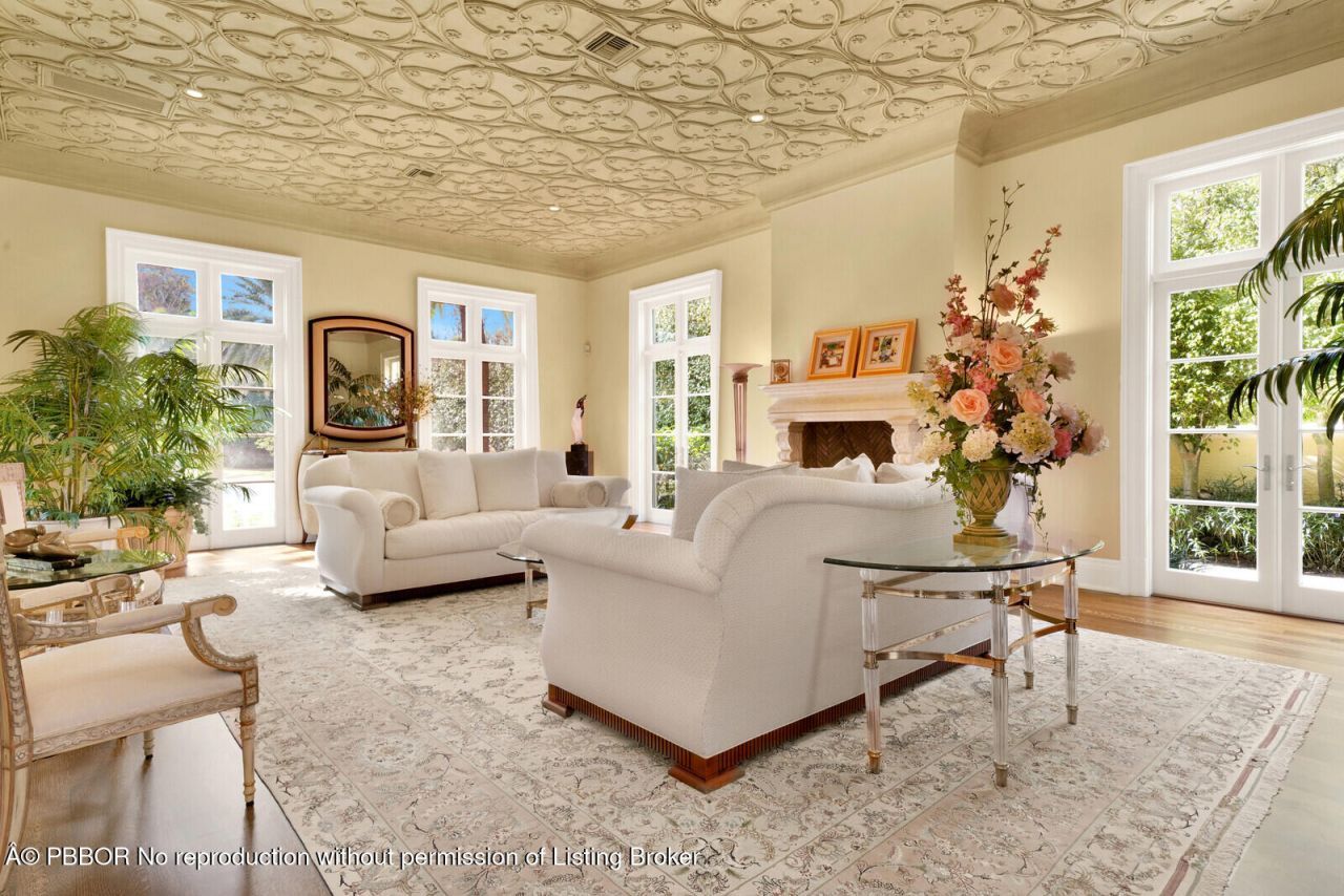 160 Clarendon Avenue, Palm Beach, FL 33480 Photo