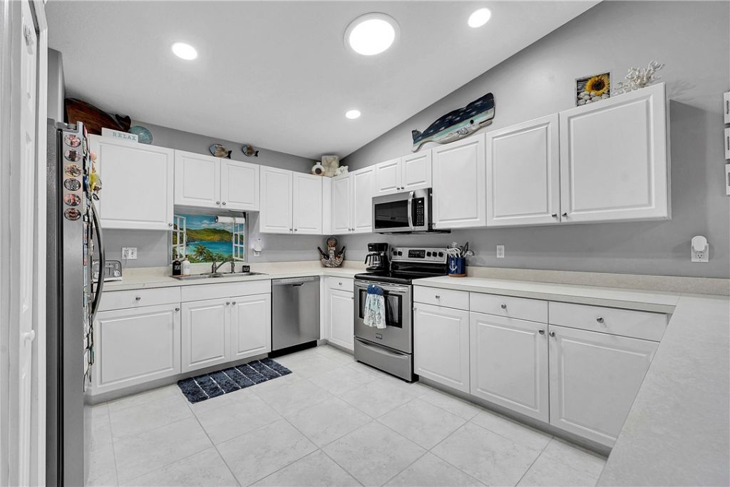 975 S Easy Street, Sebastian, FL 32958 Photo