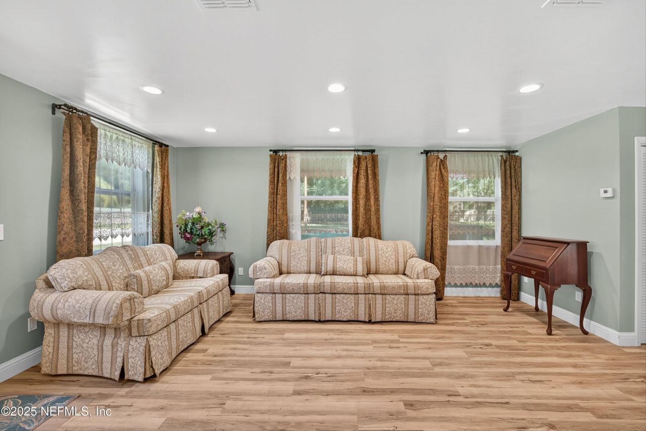 11341 V C Johnson Road, Jacksonville, FL 32218 Photo