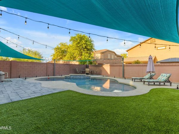 6943 N 88TH Drive, Glendale, AZ 85305