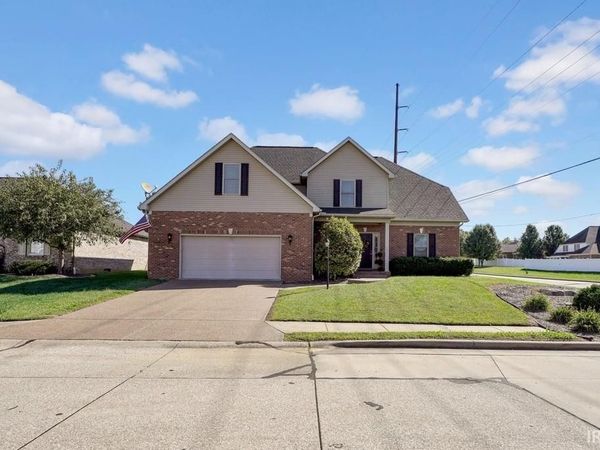 4500 Clint Circle, Newburgh, IN 47630