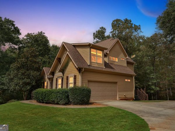 258 Bradshaw Farms Drive, Senoia, GA 30276