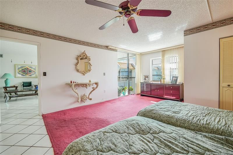 3910 Inverrary Boulevard, Unit 805-B, Lauderhill, FL 33319 Photo