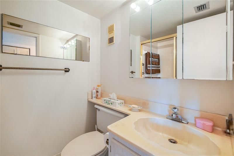 3910 Inverrary Boulevard, Unit 805-B, Lauderhill, FL 33319 Photo