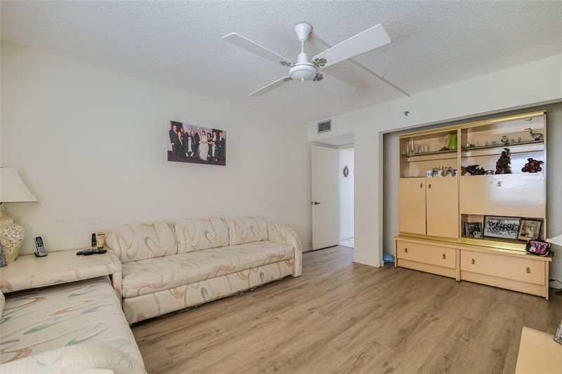 3910 Inverrary Boulevard, Unit 805-B, Lauderhill, FL 33319 Photo