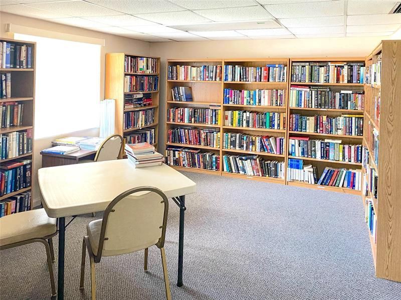 3910 Inverrary Boulevard, Unit 805-B, Lauderhill, FL 33319 Photo