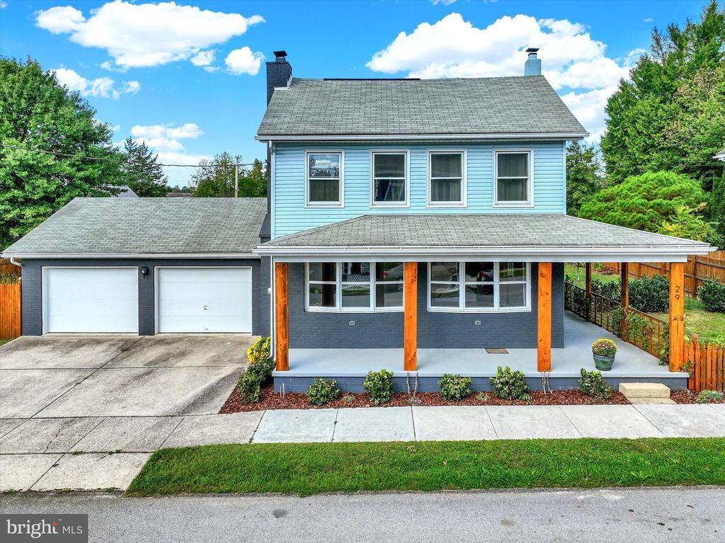 29 W Main Street, Hershey, PA 17033 Main Photo