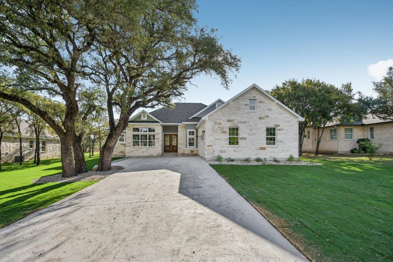 242 Sunday Dr, Burnet, TX 78611 Main Photo