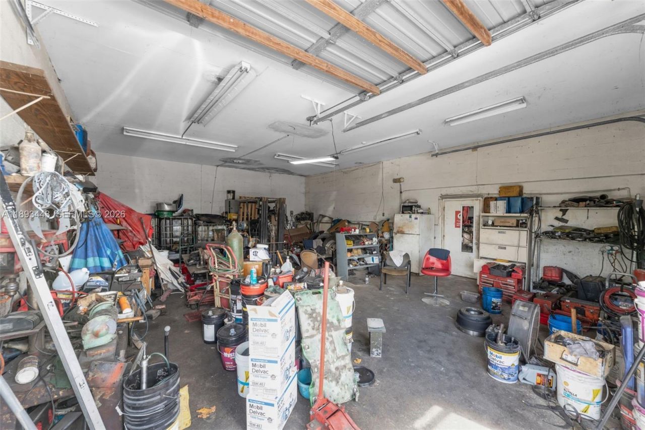 15100 SW 200th St, Miami, FL 33187 Photo