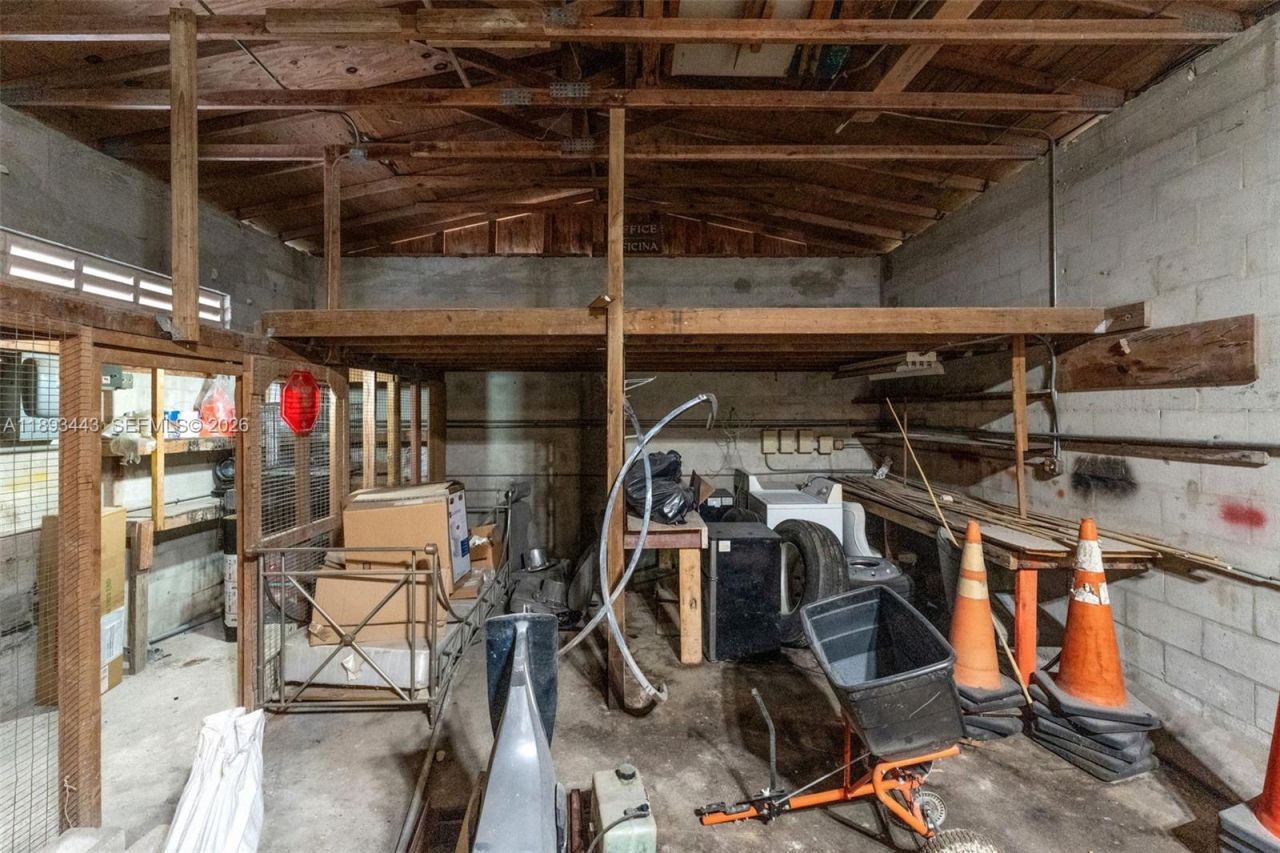 15100 SW 200th St, Miami, FL 33187 Photo