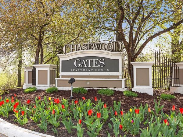 5998 Chasewood Parkway, Unit 1, Minnetonka, MN 55343