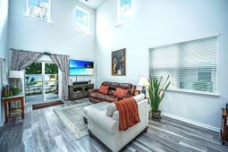 618 Hilchot Drive photo 4