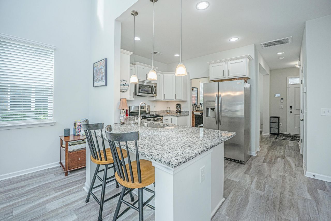 618 Hilchot Drive Photo 8