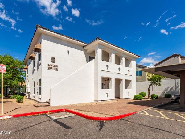 2950 W LOUISE Drive, Unit 108, Phoenix, AZ 85027