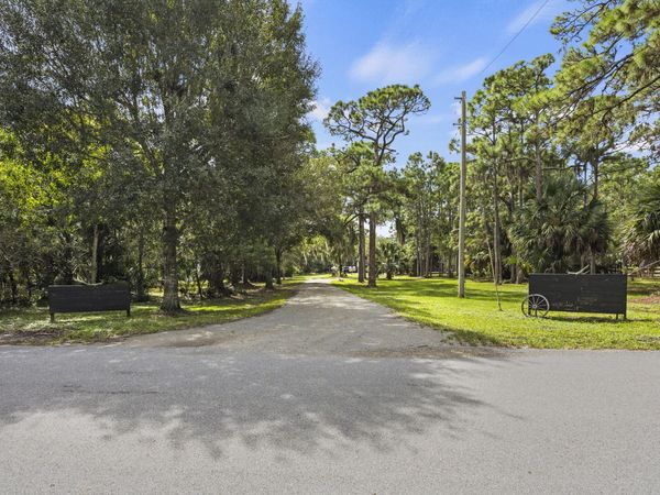 5028 SW Moore Street, Palm City, FL 34990