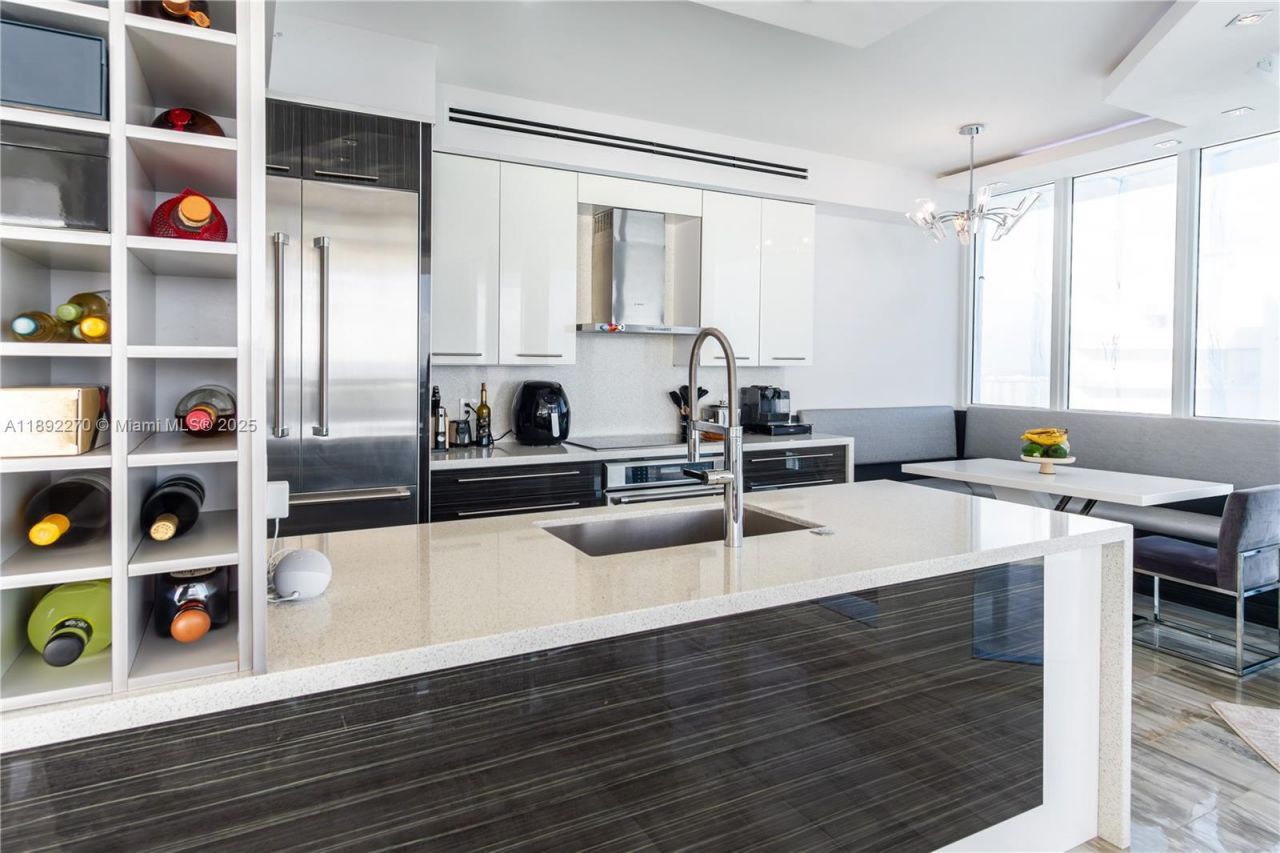 16425 Collins Ave, Unit OS16A, Sunny Isles Beach, FL 33160 Photo