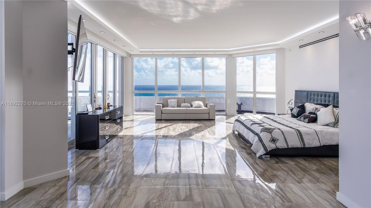 16425 Collins Ave, Unit OS16A, Sunny Isles Beach, FL 33160 Photo