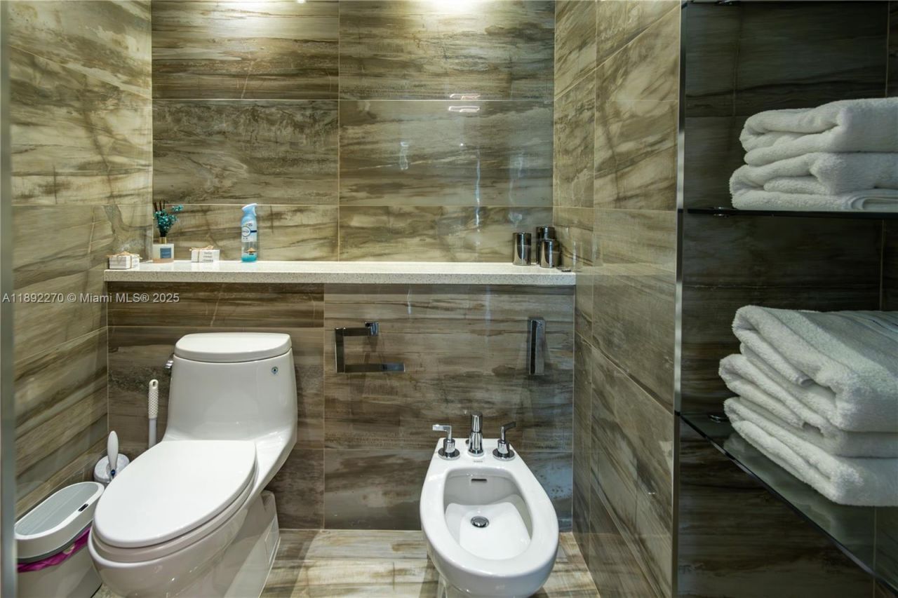 16425 Collins Ave, Unit OS16A, Sunny Isles Beach, FL 33160 Photo