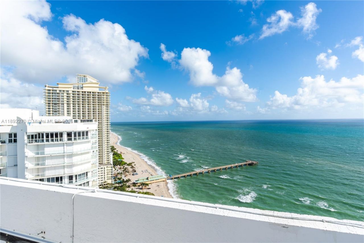 16425 Collins Ave, Unit OS16A, Sunny Isles Beach, FL 33160 Photo