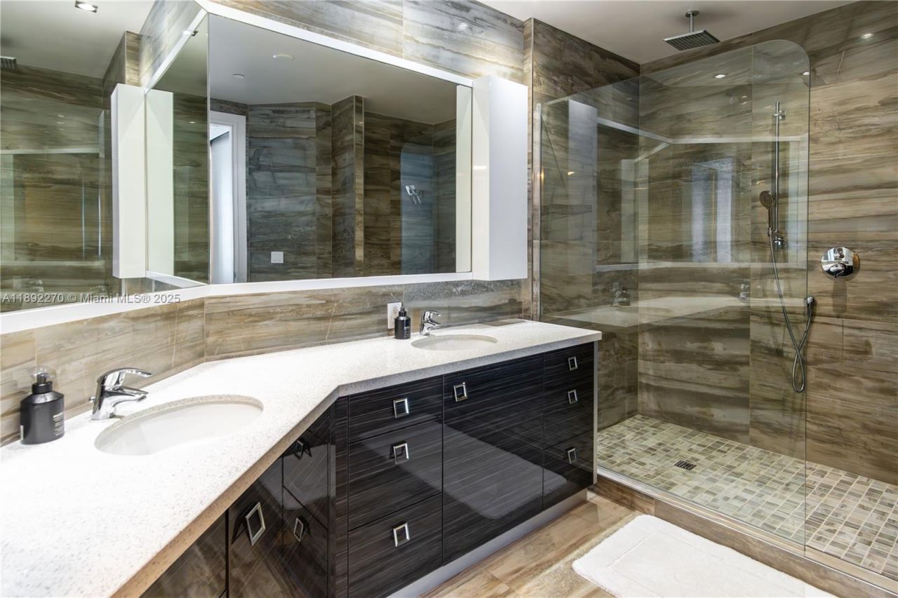 16425 Collins Ave, Unit OS16A, Sunny Isles Beach, FL 33160 Photo