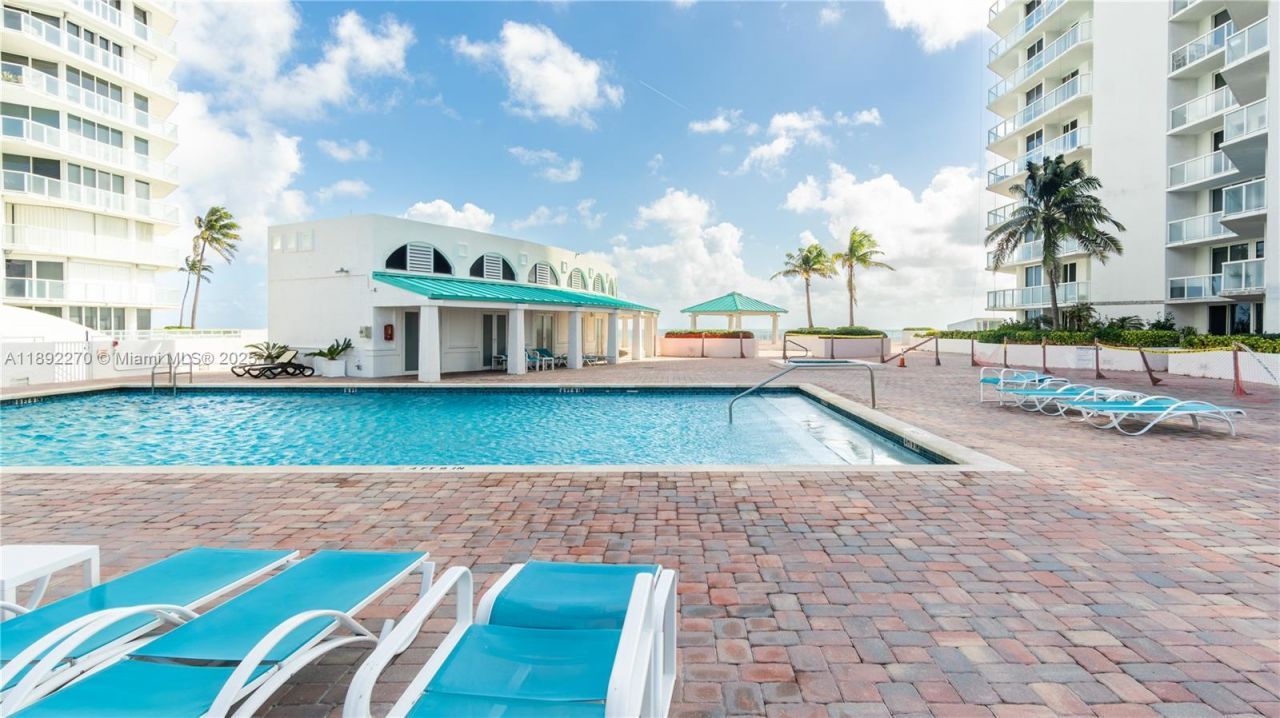 16425 Collins Ave, Unit OS16A, Sunny Isles Beach, FL 33160 Photo