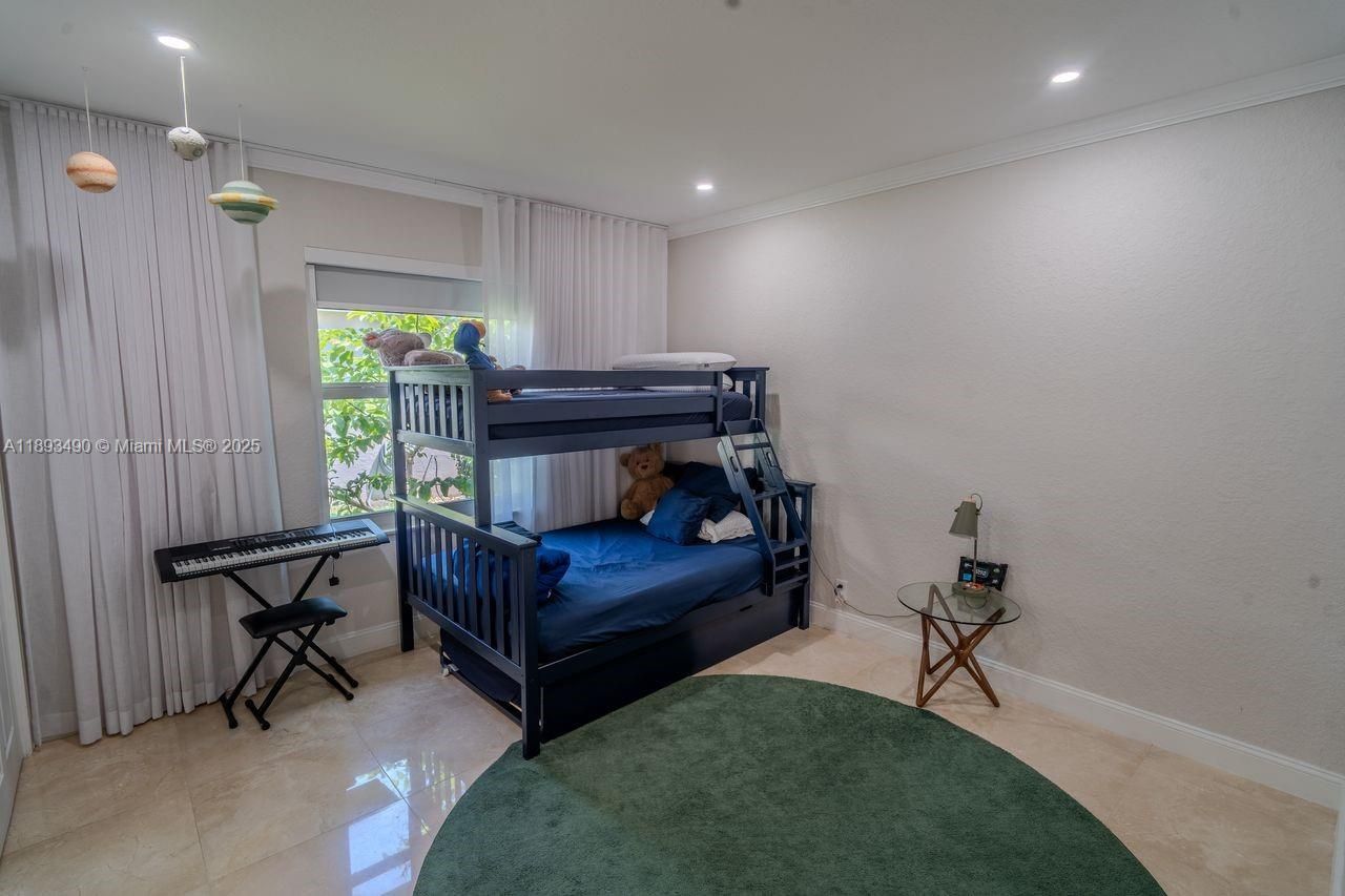 2493 Poinciana Dr, Weston, FL 33327 Photo