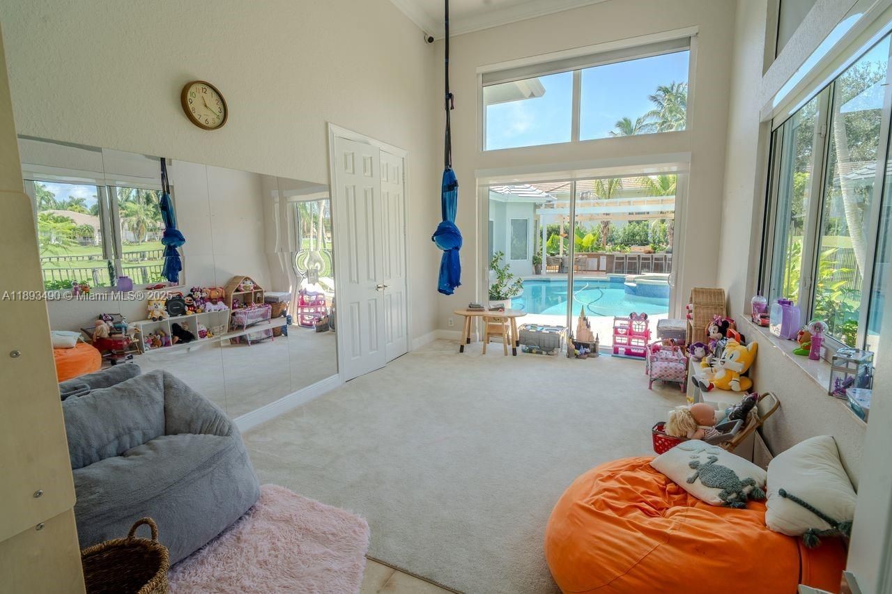 2493 Poinciana Dr, Weston, FL 33327 Photo