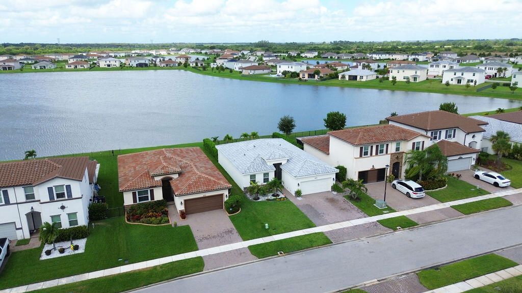 8405 NW Greenbank Circle, Port Saint Lucie, FL 34987 Photo