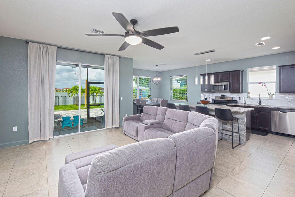 8405 NW Greenbank Circle, Port Saint Lucie, FL 34987 Photo