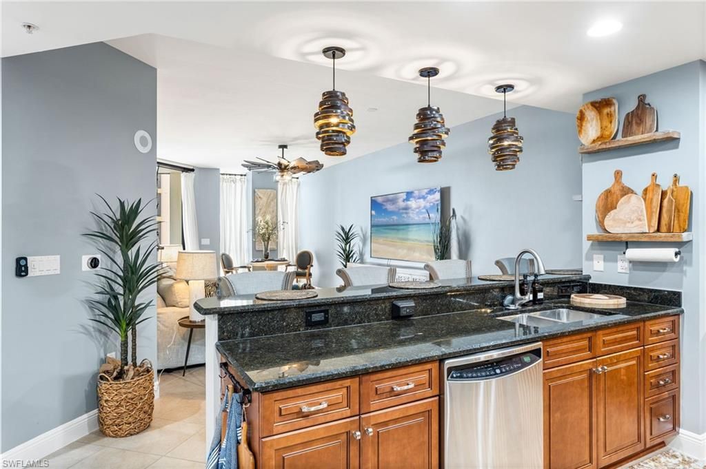 5793 Cape Harbour Dr, Unit 718, Cape Coral, FL 33914 Photo