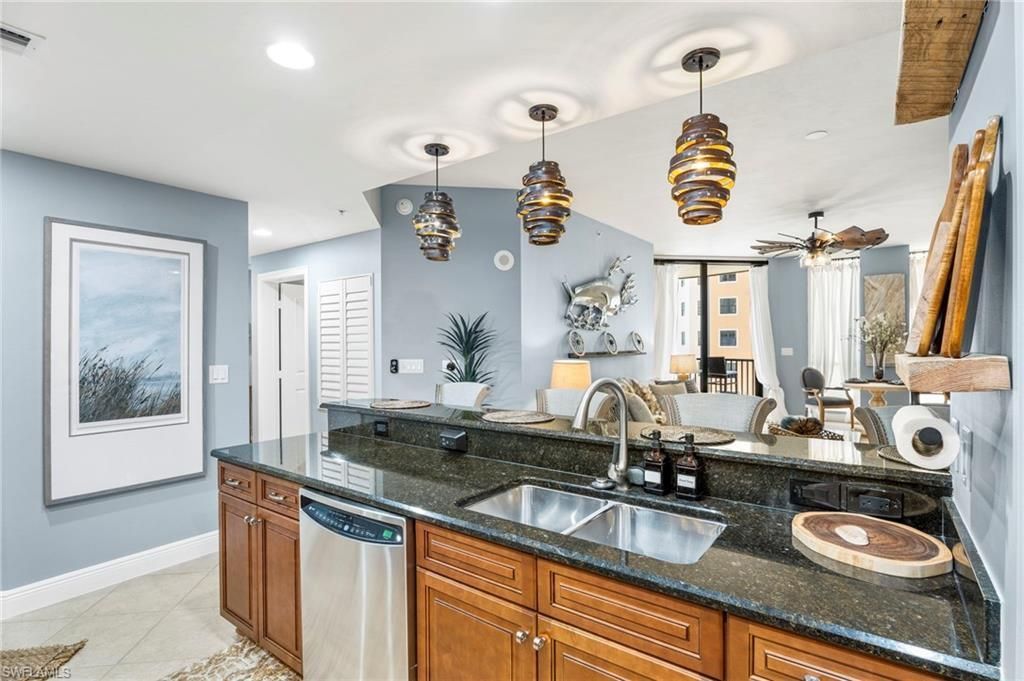 5793 Cape Harbour Dr, Unit 718, Cape Coral, FL 33914 Photo