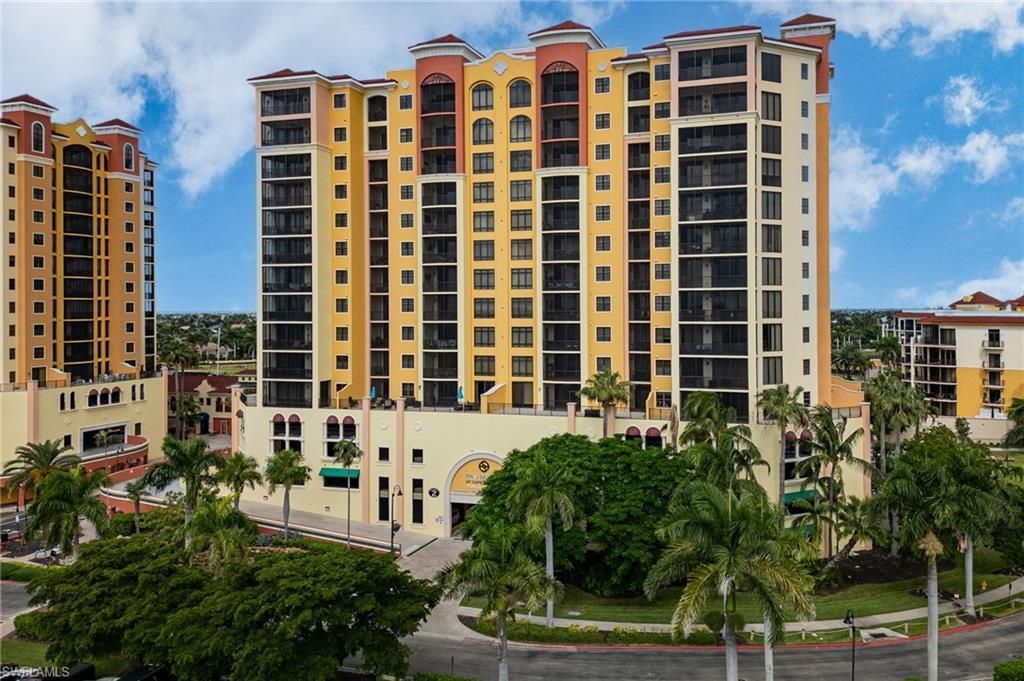 5793 Cape Harbour Dr, Unit 718, Cape Coral, FL 33914 Photo