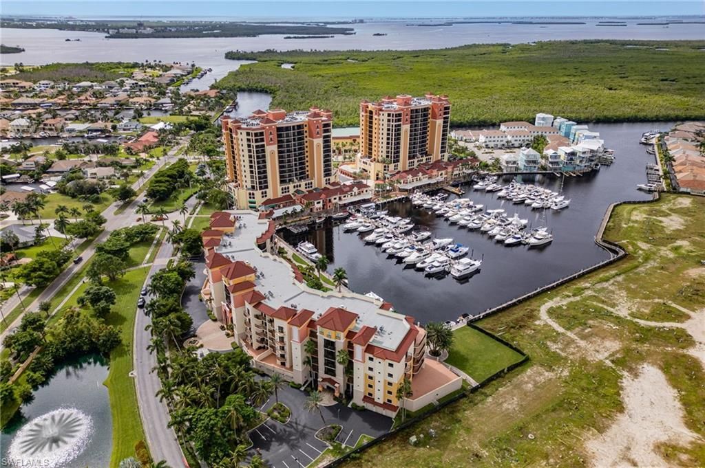 5793 Cape Harbour Dr, Unit 718, Cape Coral, FL 33914 Photo