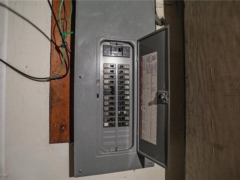 2890 Bailey Road, Cuyahoga Falls, OH 44221 Photo 18