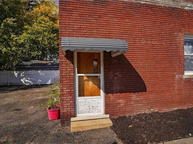 2890 Bailey Road, Cuyahoga Falls, OH 44221 Photo 6