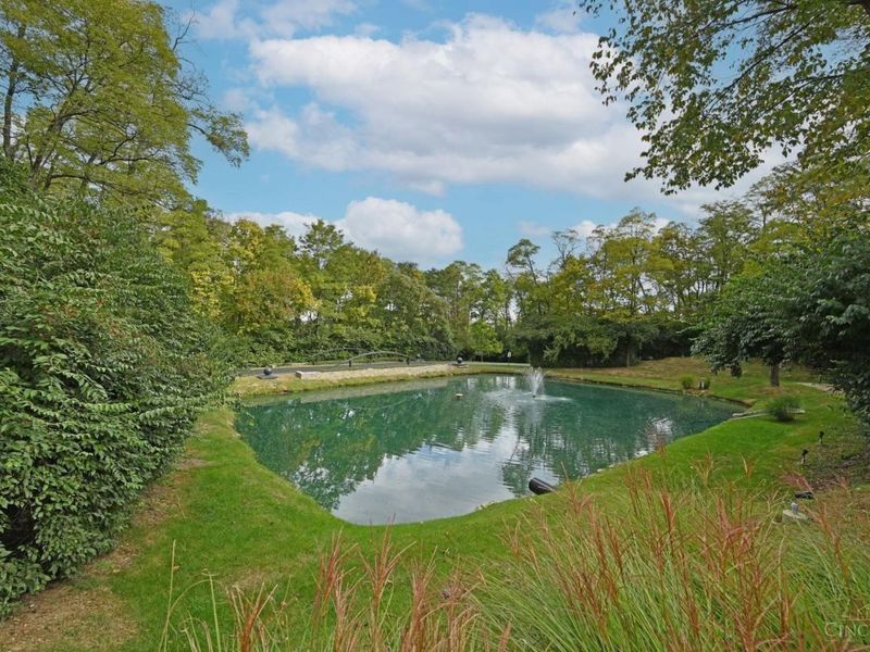 4401 E Observatory, West Chester, OH 45069 Photo 4