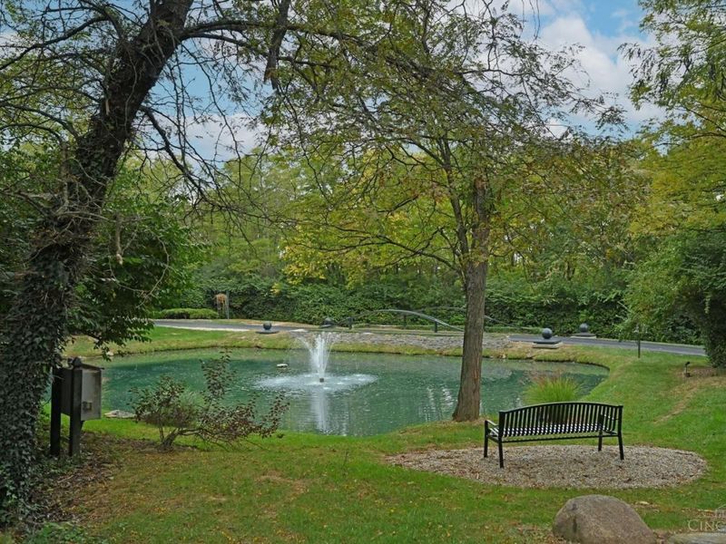 4401 E Observatory, West Chester, OH 45069 Photo 5