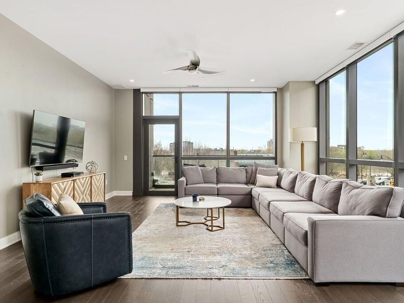 250 W Spring Street, Unit 326, Columbus, OH 43215 Photo 4