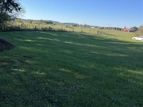 Lot 2 Roy Cann Road , Horse Cave, KY 42749