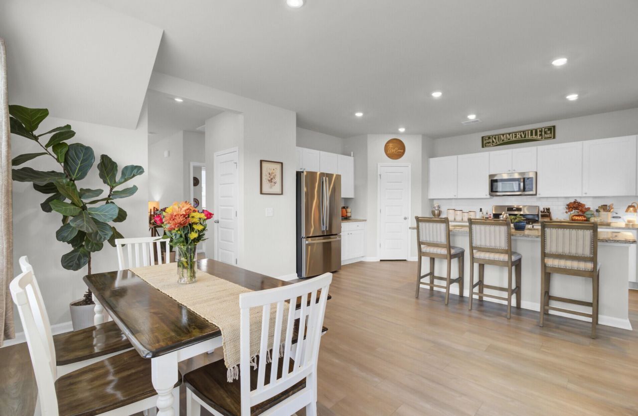 109 Pine Gate Drive Photo 12