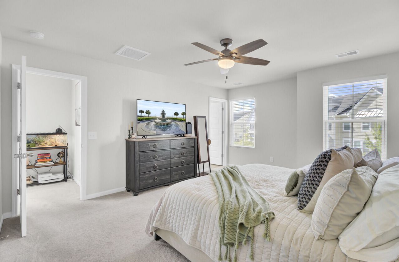 109 Pine Gate Drive Photo 33